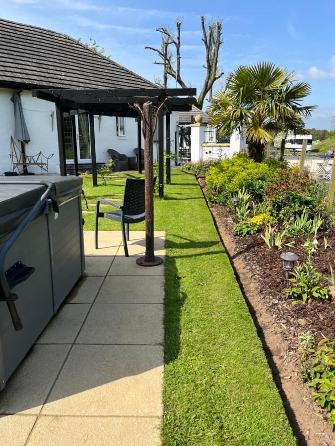 Retreat At The Knowe Auchincruive Estate Bed & Breakfast Ayr Bagian luar foto