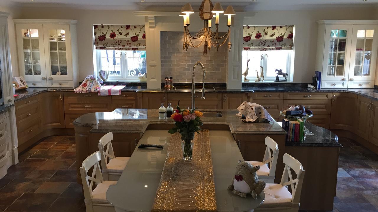 Retreat At The Knowe Auchincruive Estate Bed & Breakfast Ayr Bagian luar foto