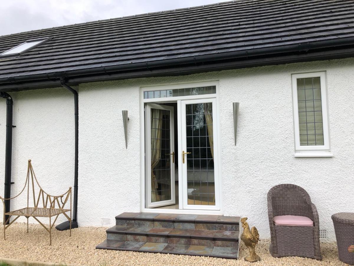 Retreat At The Knowe Auchincruive Estate Bed & Breakfast Ayr Bagian luar foto
